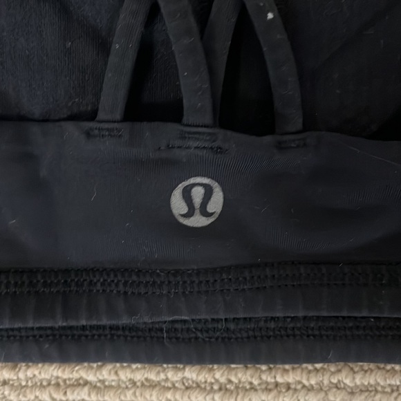 Lulu Lemon black sports bra - Picture 3 of 3